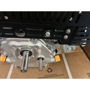 Loncin K800 motor plusz kihajt&oacute; tengellyel 
